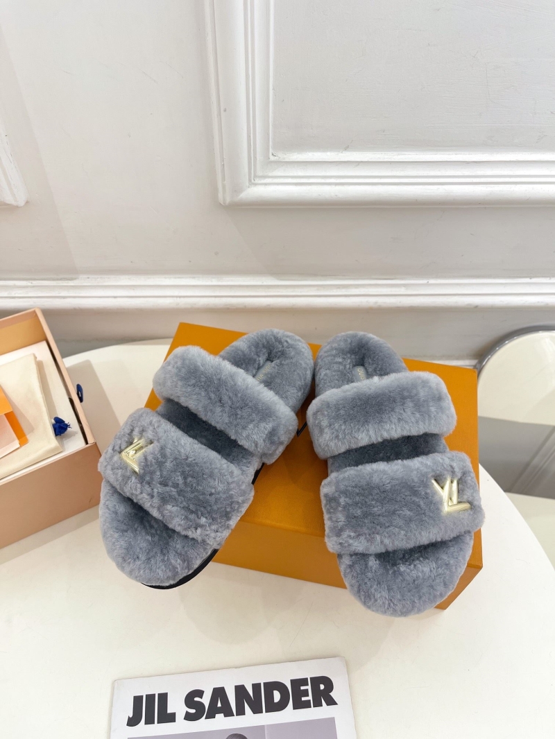 Louis Vuitton Slippers